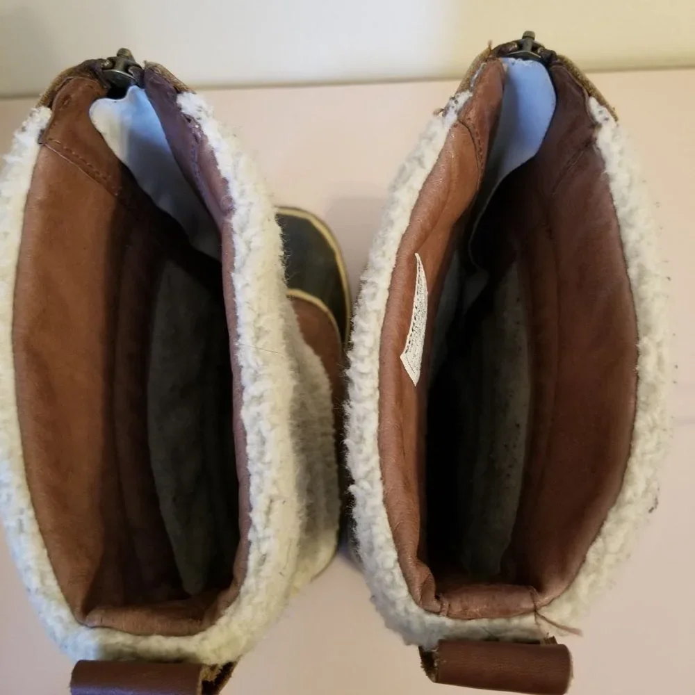 Sorel 7 Brown Tall Boots Helen of Tundra Leather‎ Waterproof Zip Up